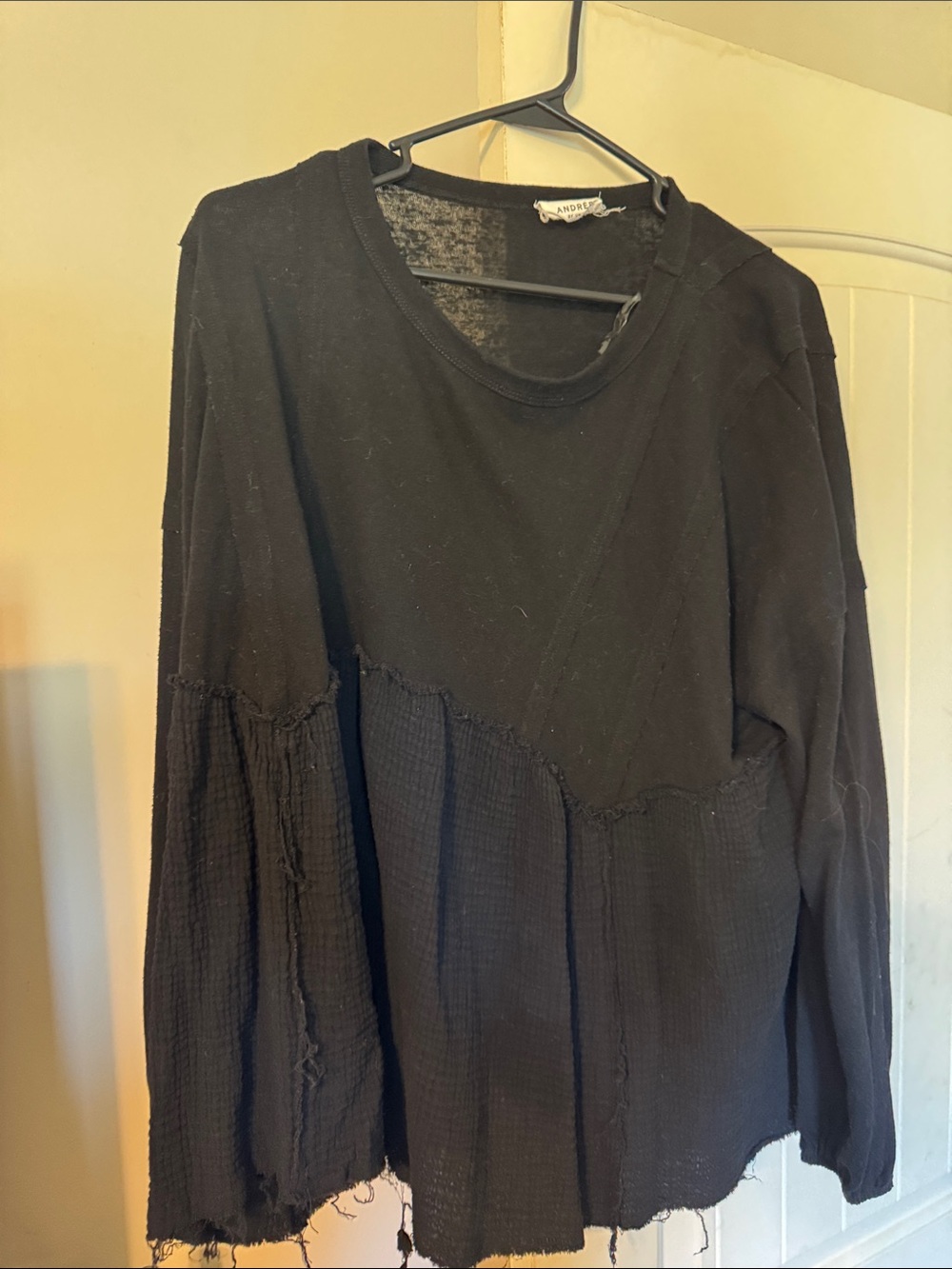ANDREE BY UNIT Black Patchwork Raw-Edge Sweatshirt